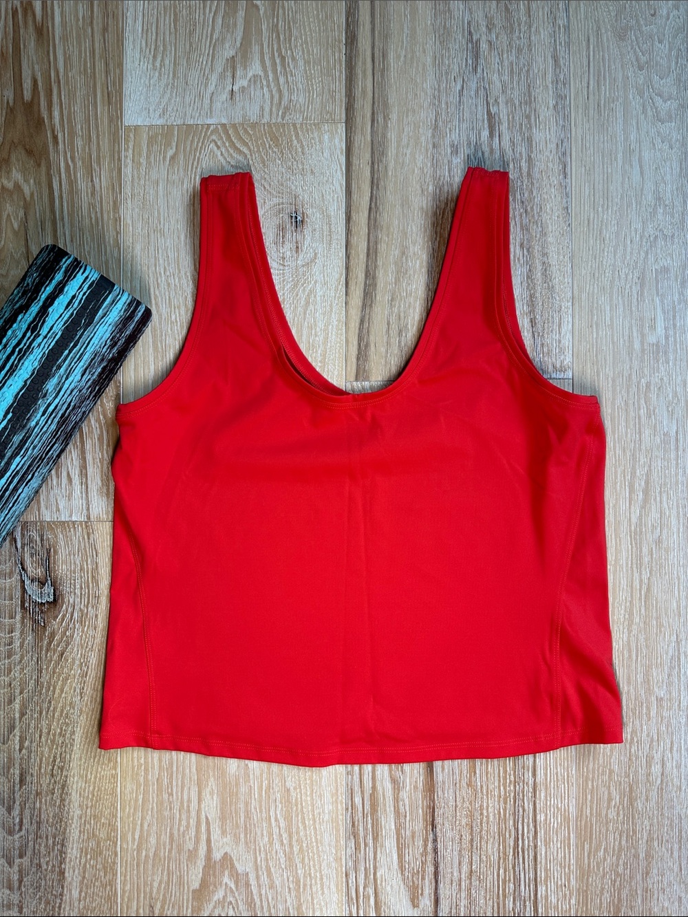 NWOT Spanx Get Moving Fitted Tank size XL “Fiery Red”